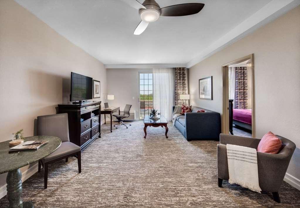 Ayres Suites Mission Viejo - Lake Forest Room photo